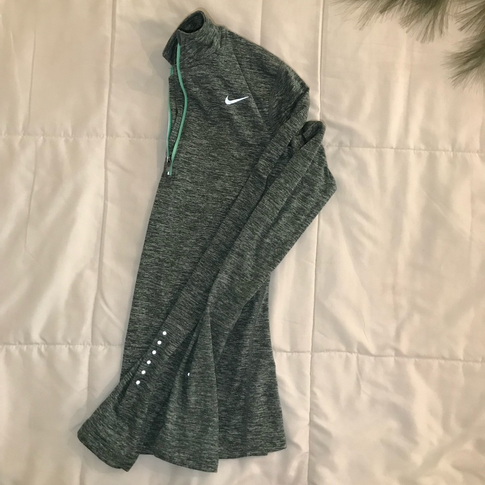 Lightweight Nike Running Pullover - image 4